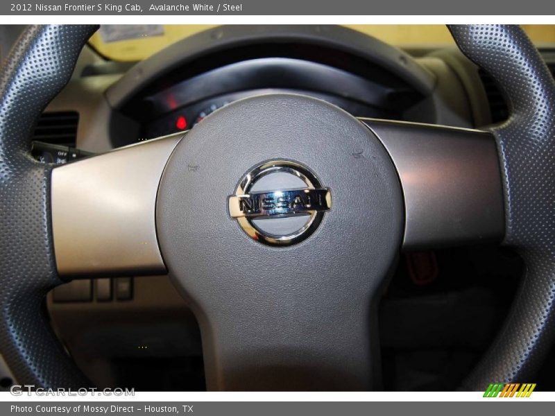 Avalanche White / Steel 2012 Nissan Frontier S King Cab