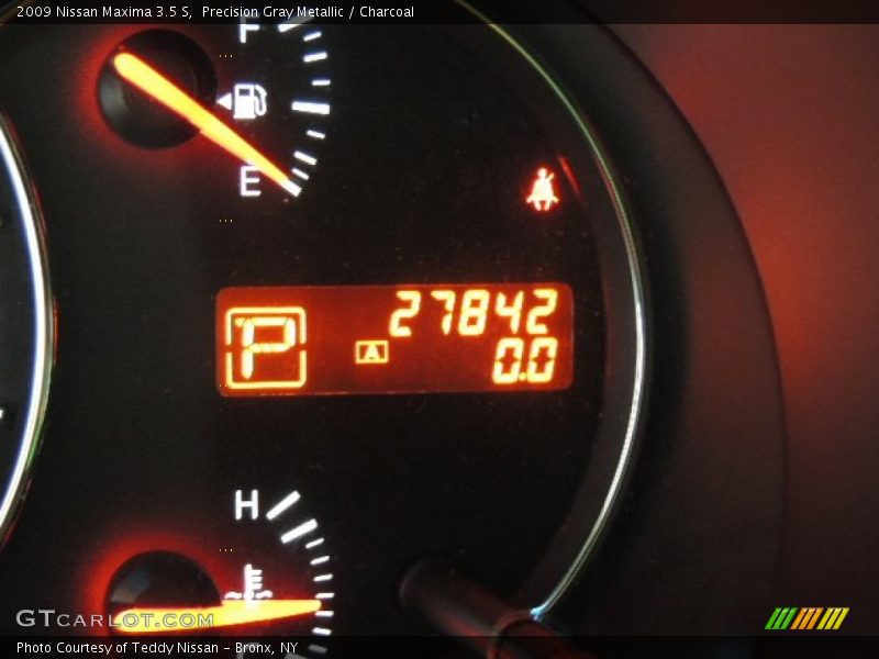 Precision Gray Metallic / Charcoal 2009 Nissan Maxima 3.5 S