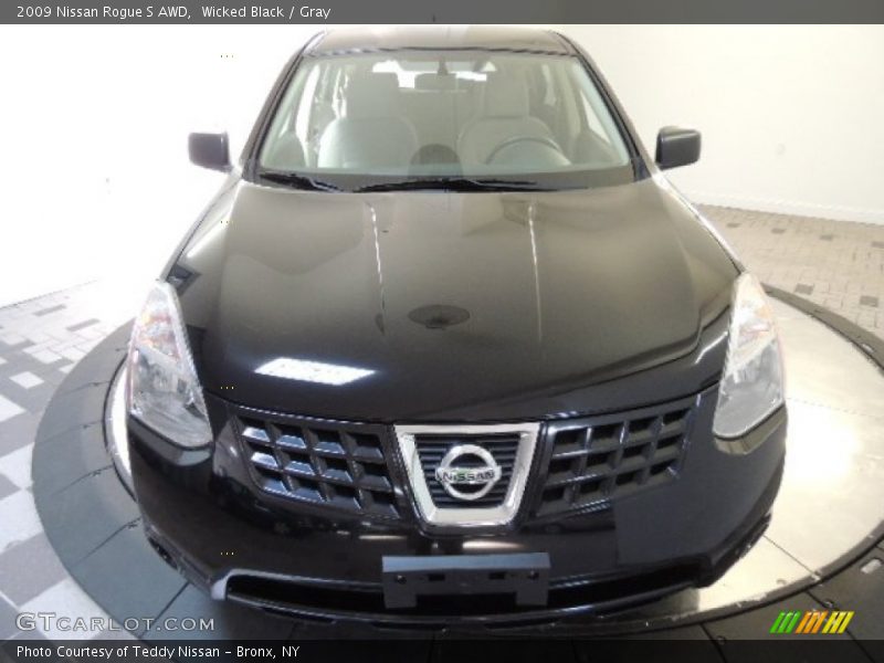 Wicked Black / Gray 2009 Nissan Rogue S AWD