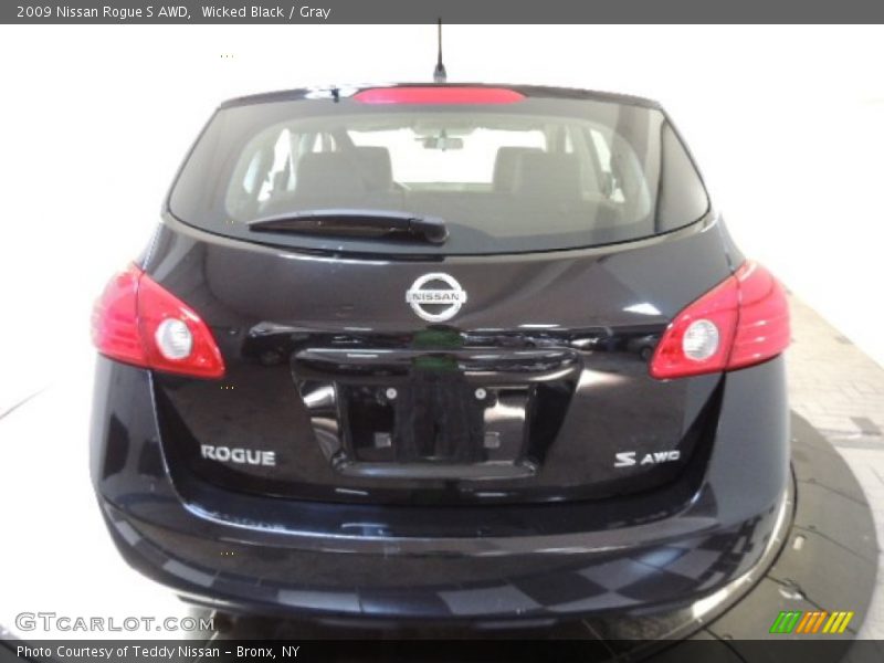 Wicked Black / Gray 2009 Nissan Rogue S AWD