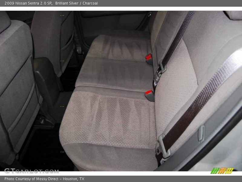 Brilliant Silver / Charcoal 2009 Nissan Sentra 2.0 SR
