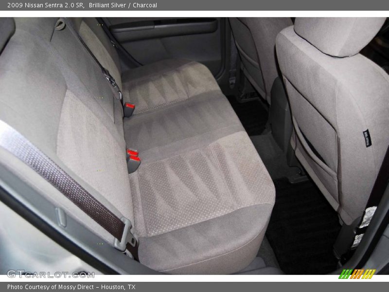 Brilliant Silver / Charcoal 2009 Nissan Sentra 2.0 SR