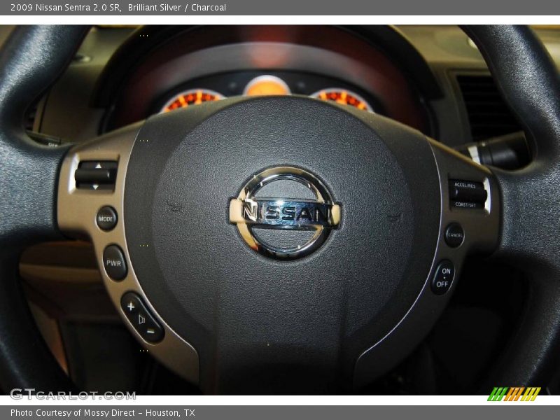 Brilliant Silver / Charcoal 2009 Nissan Sentra 2.0 SR