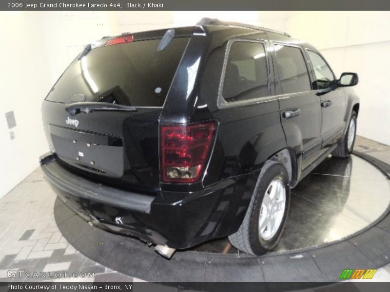 Black / Khaki 2006 Jeep Grand Cherokee Laredo 4x4