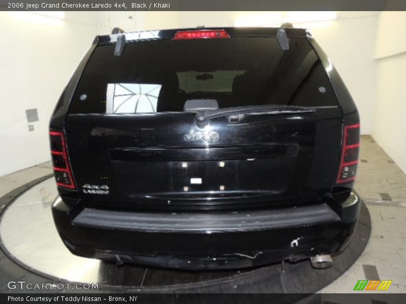 Black / Khaki 2006 Jeep Grand Cherokee Laredo 4x4