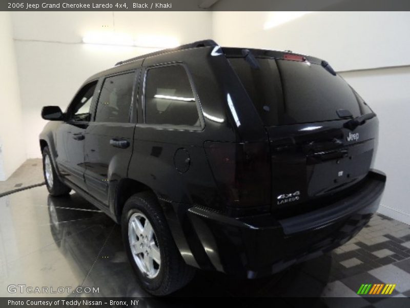 Black / Khaki 2006 Jeep Grand Cherokee Laredo 4x4