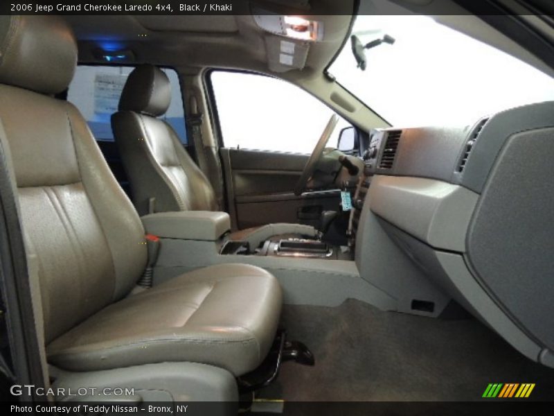 Black / Khaki 2006 Jeep Grand Cherokee Laredo 4x4