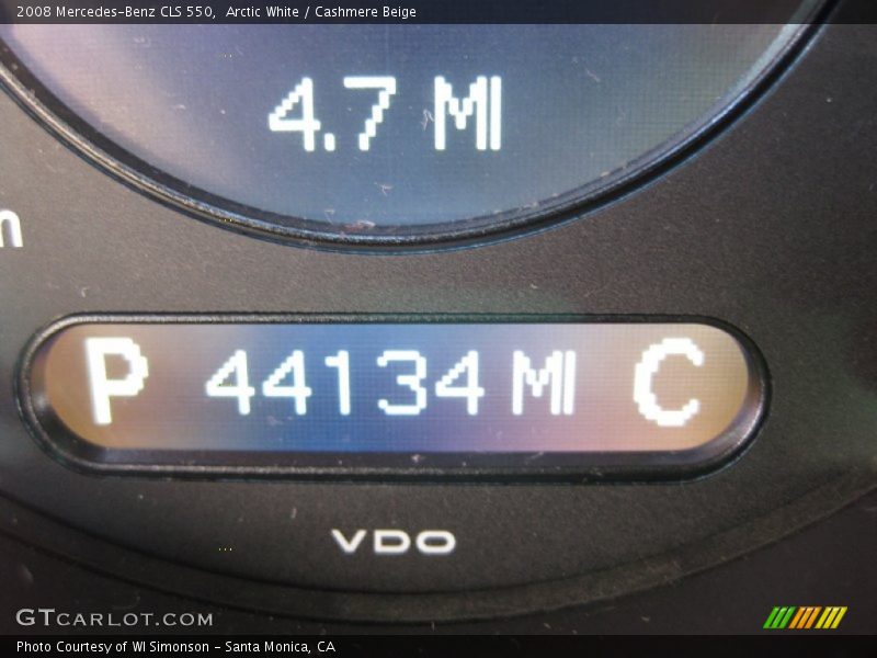 Arctic White / Cashmere Beige 2008 Mercedes-Benz CLS 550