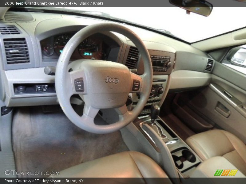 Black / Khaki 2006 Jeep Grand Cherokee Laredo 4x4