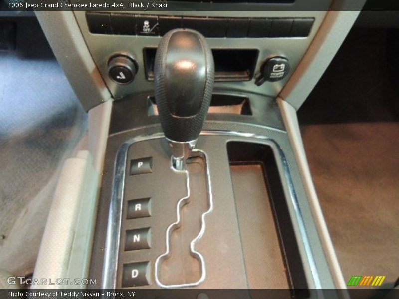 Black / Khaki 2006 Jeep Grand Cherokee Laredo 4x4
