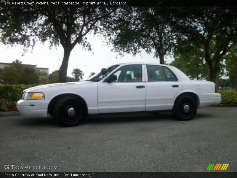 Vibrant White / Light Flint 2004 Ford Crown Victoria Police Interceptor