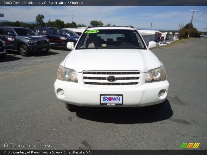 Super White / Charcoal 2003 Toyota Highlander V6