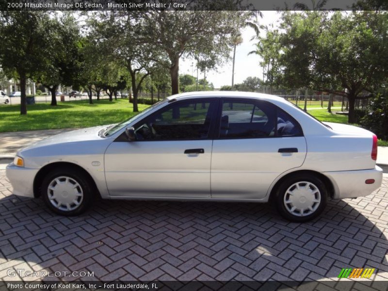Munich Silver Metallic / Gray 2000 Mitsubishi Mirage DE Sedan