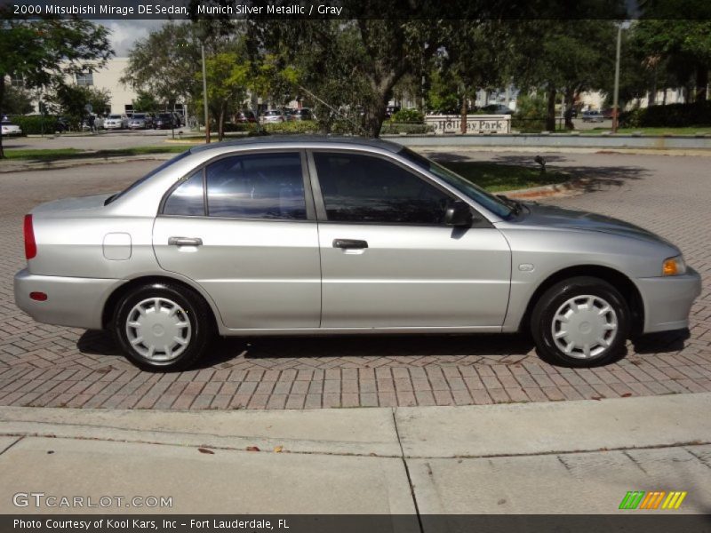 Munich Silver Metallic / Gray 2000 Mitsubishi Mirage DE Sedan