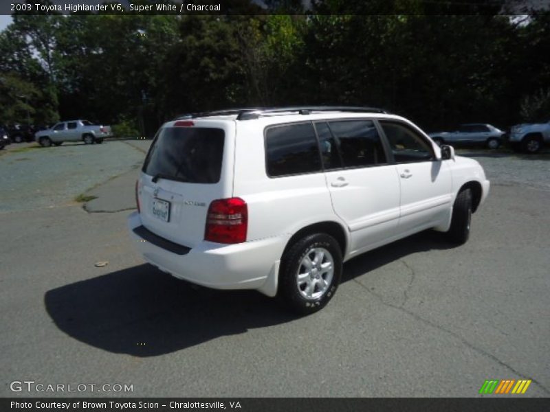 Super White / Charcoal 2003 Toyota Highlander V6