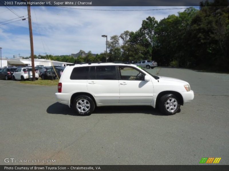 Super White / Charcoal 2003 Toyota Highlander V6