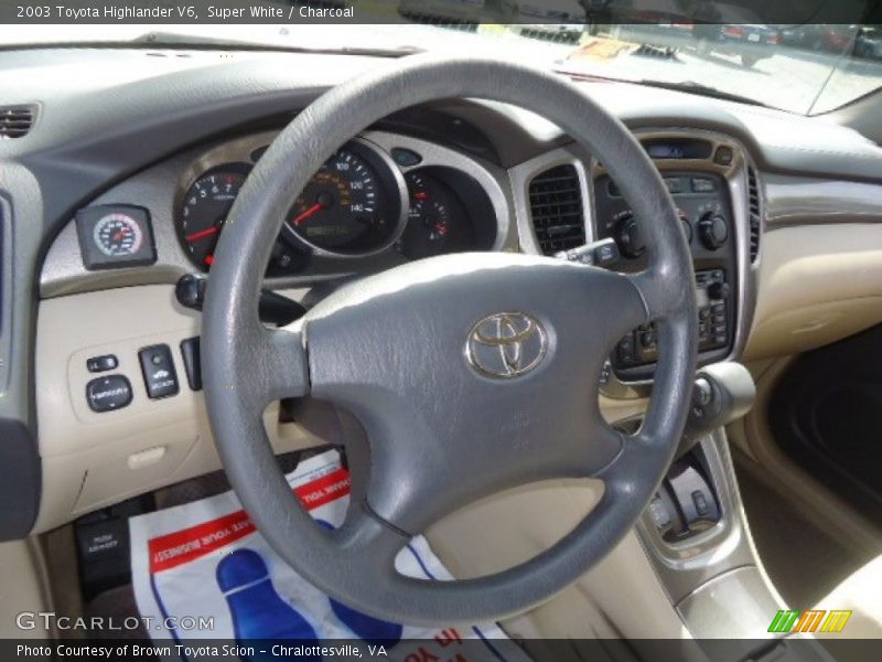 Super White / Charcoal 2003 Toyota Highlander V6