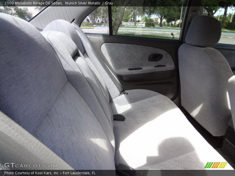 Munich Silver Metallic / Gray 2000 Mitsubishi Mirage DE Sedan