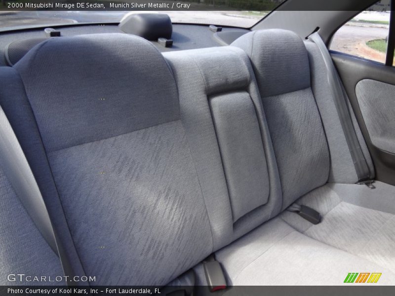 Munich Silver Metallic / Gray 2000 Mitsubishi Mirage DE Sedan