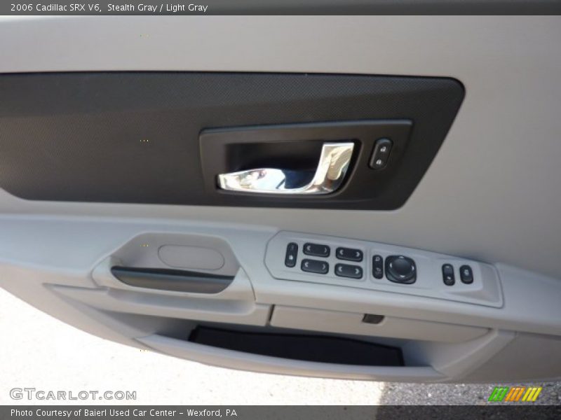 Stealth Gray / Light Gray 2006 Cadillac SRX V6