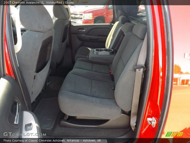 Victory Red / Ebony 2007 Chevrolet Avalanche LS