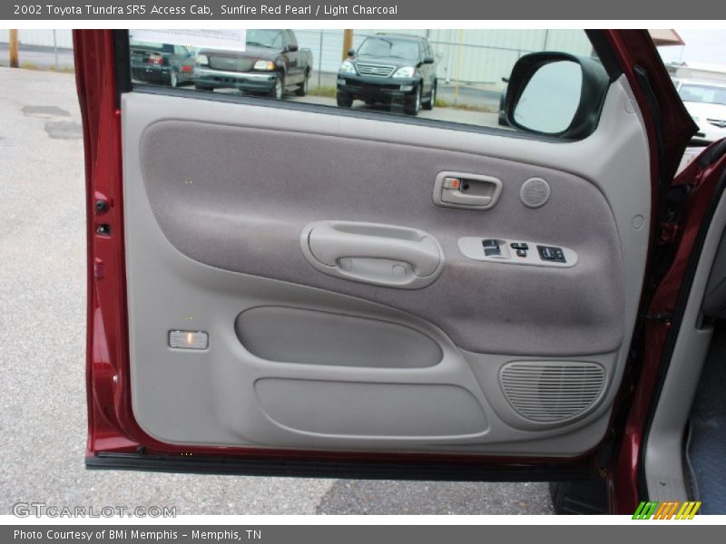 Sunfire Red Pearl / Light Charcoal 2002 Toyota Tundra SR5 Access Cab