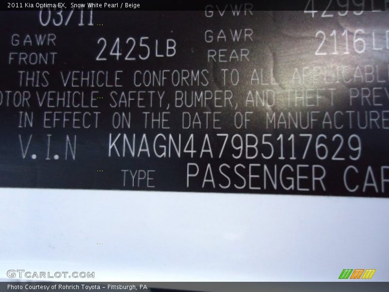 Snow White Pearl / Beige 2011 Kia Optima EX