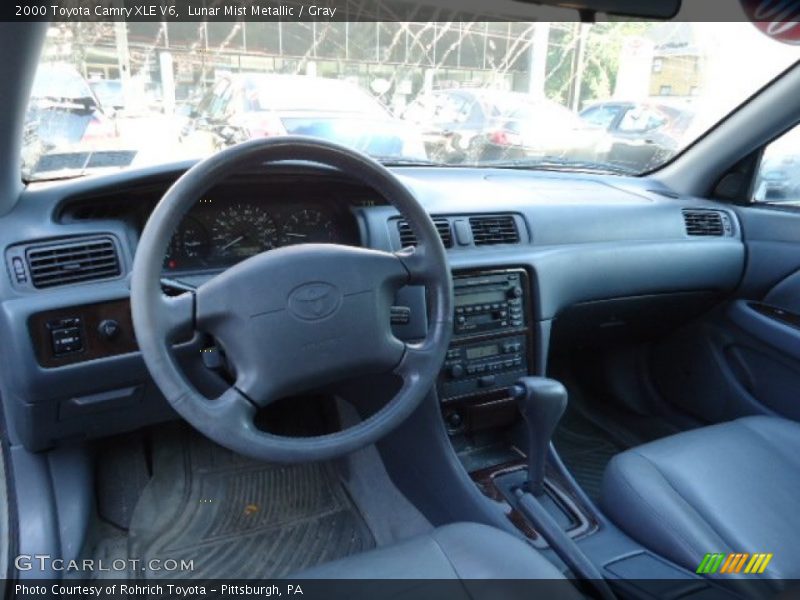 Lunar Mist Metallic / Gray 2000 Toyota Camry XLE V6