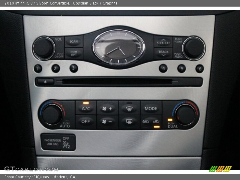 Controls of 2010 G 37 S Sport Convertible