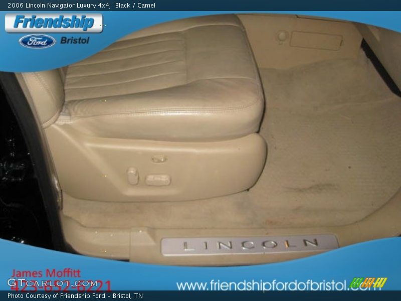 Black / Camel 2006 Lincoln Navigator Luxury 4x4