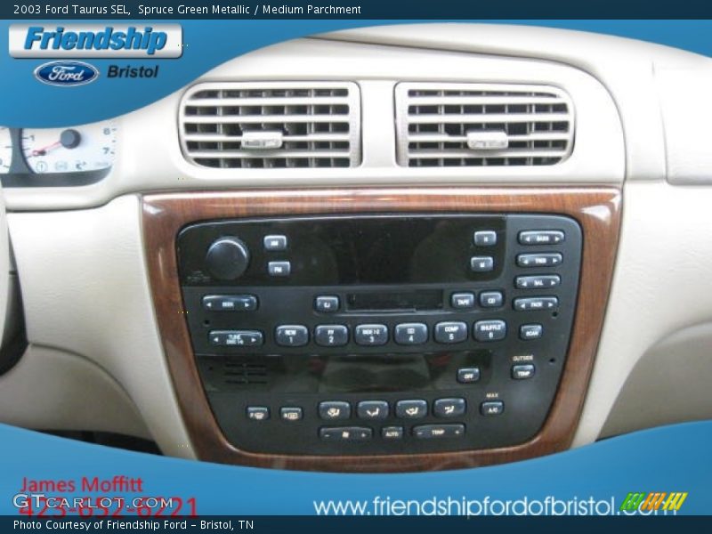 Spruce Green Metallic / Medium Parchment 2003 Ford Taurus SEL