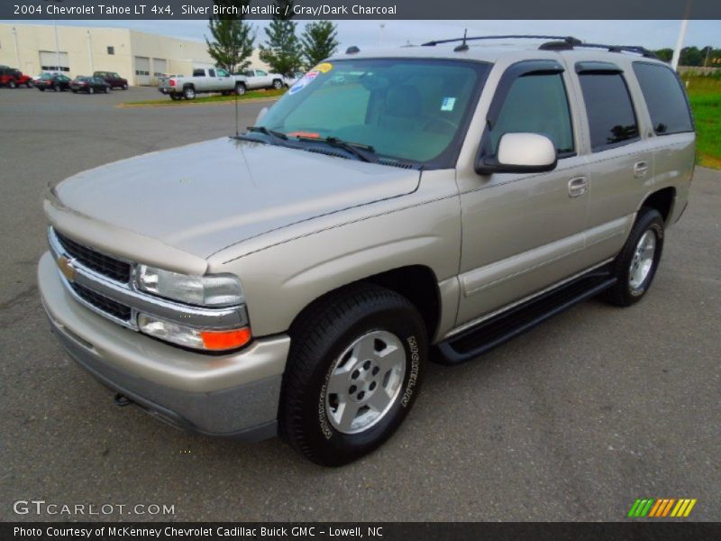 Silver Birch Metallic / Gray/Dark Charcoal 2004 Chevrolet Tahoe LT 4x4