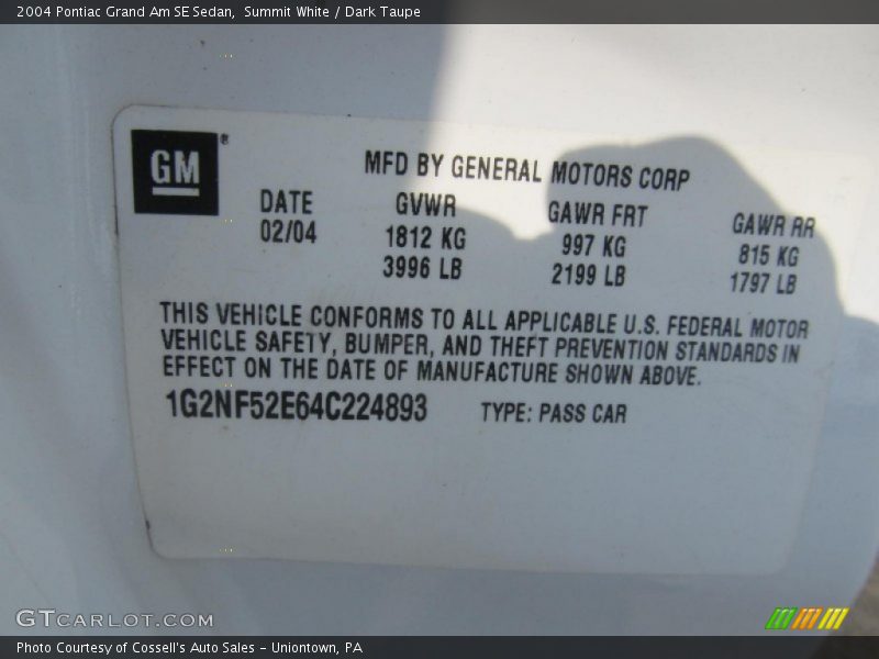Summit White / Dark Taupe 2004 Pontiac Grand Am SE Sedan