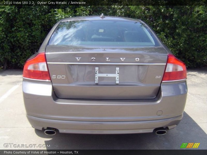 Oyster Grey Metallic / Anthracite 2010 Volvo S80 3.2