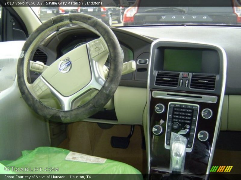 Saville Grey Metallic / Sandstone 2013 Volvo XC60 3.2