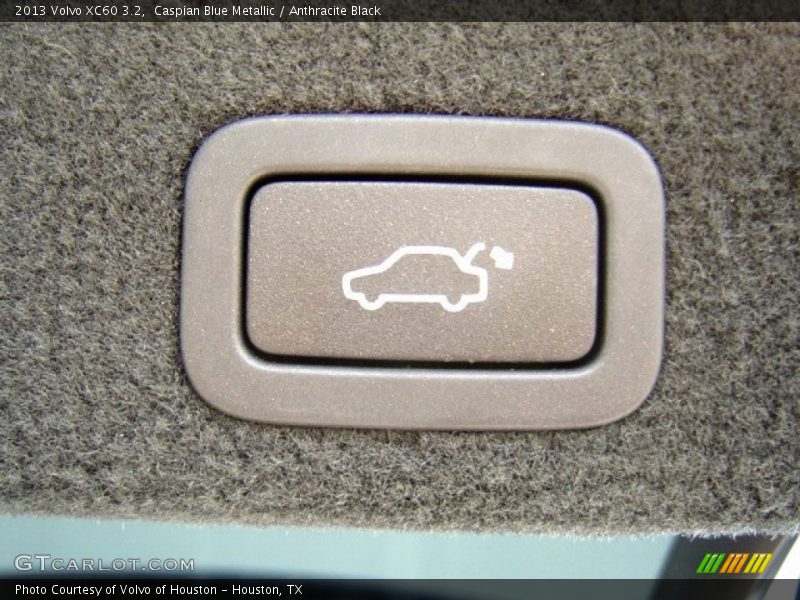 Caspian Blue Metallic / Anthracite Black 2013 Volvo XC60 3.2