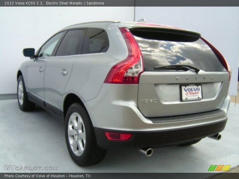 Electric Silver Metallic / Sandstone 2013 Volvo XC60 3.2