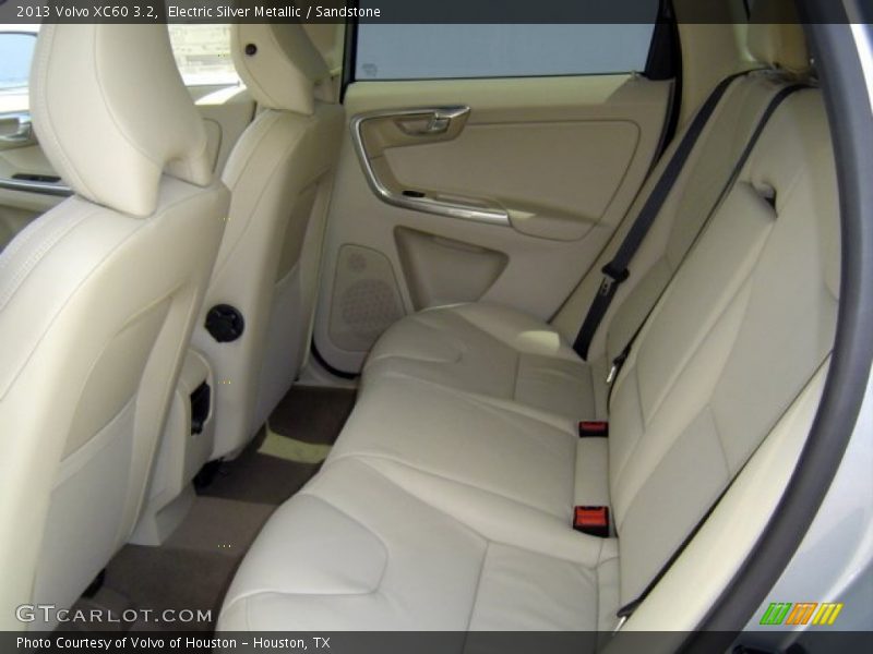 Electric Silver Metallic / Sandstone 2013 Volvo XC60 3.2