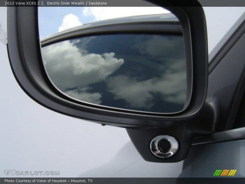 Electric Silver Metallic / Sandstone 2013 Volvo XC60 3.2
