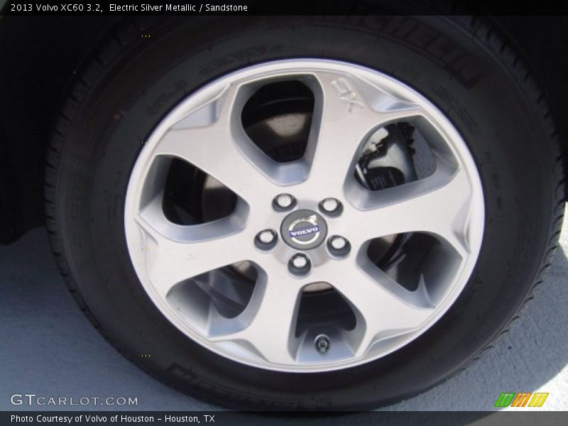 Electric Silver Metallic / Sandstone 2013 Volvo XC60 3.2