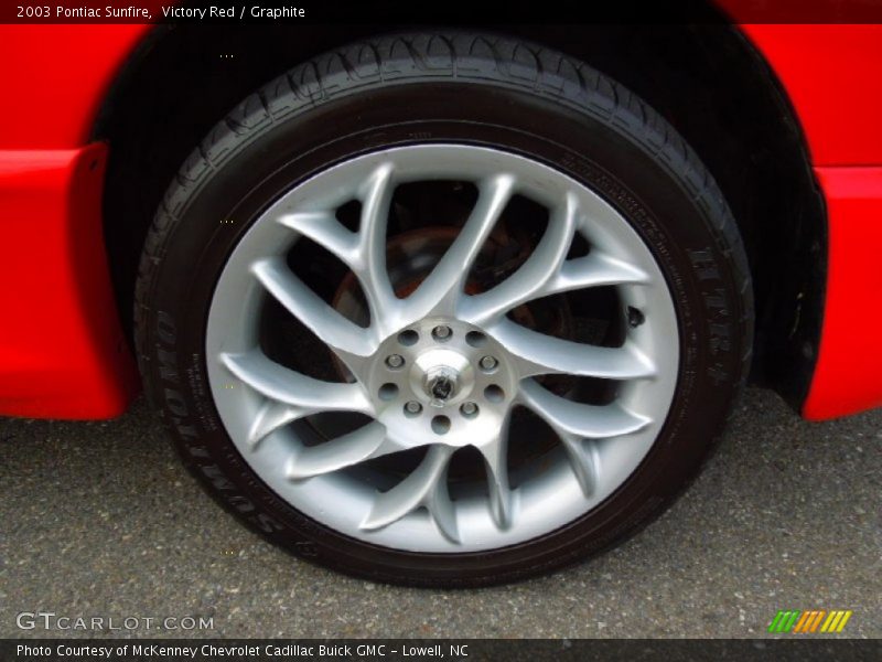 Victory Red / Graphite 2003 Pontiac Sunfire