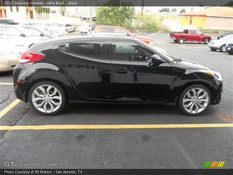 Ultra Black / Black 2013 Hyundai Veloster