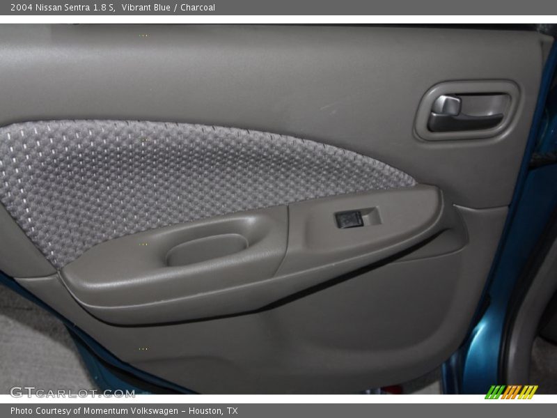 Vibrant Blue / Charcoal 2004 Nissan Sentra 1.8 S