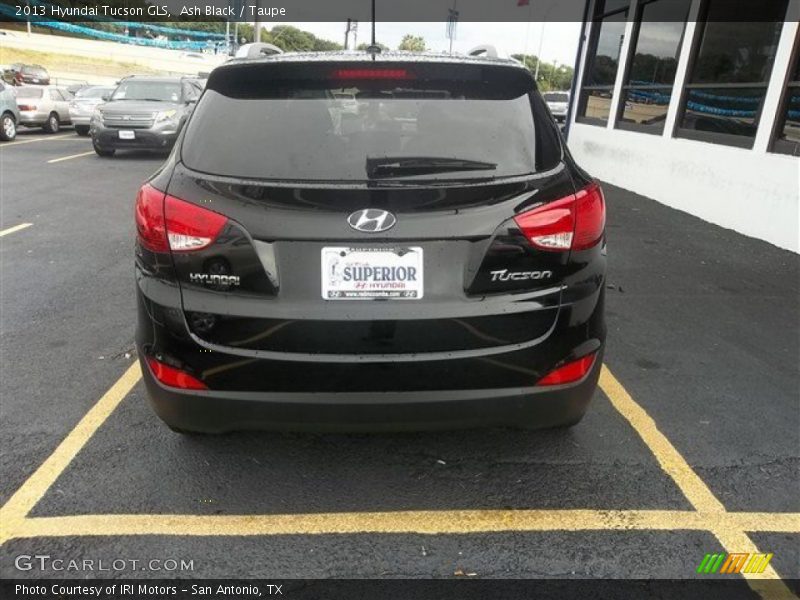 Ash Black / Taupe 2013 Hyundai Tucson GLS