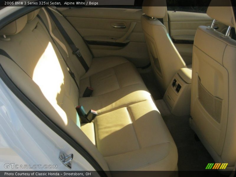 Alpine White / Beige 2006 BMW 3 Series 325xi Sedan