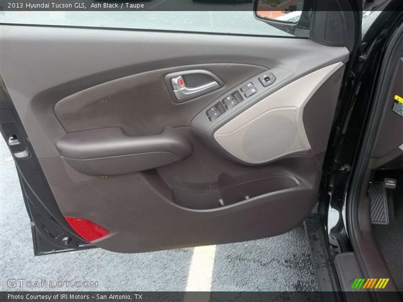 Ash Black / Taupe 2013 Hyundai Tucson GLS