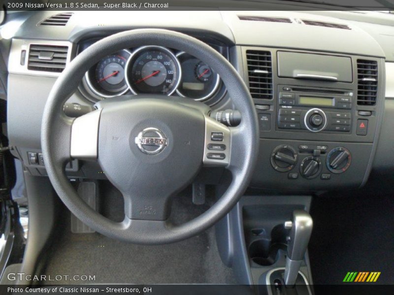 Super Black / Charcoal 2009 Nissan Versa 1.8 S Sedan