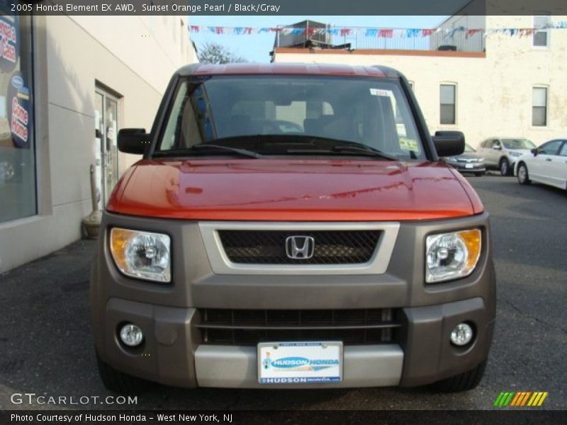 Sunset Orange Pearl / Black/Gray 2005 Honda Element EX AWD