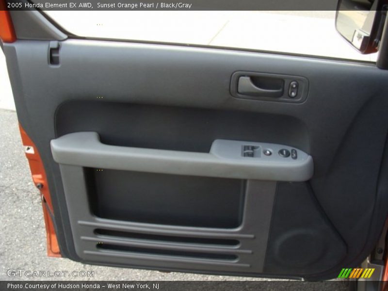 Sunset Orange Pearl / Black/Gray 2005 Honda Element EX AWD