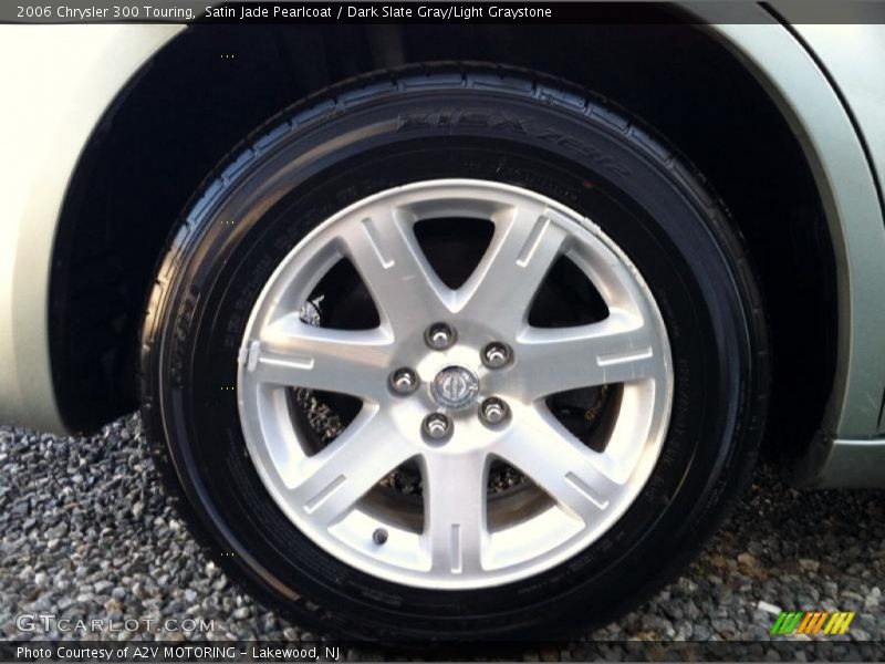 Satin Jade Pearlcoat / Dark Slate Gray/Light Graystone 2006 Chrysler 300 Touring